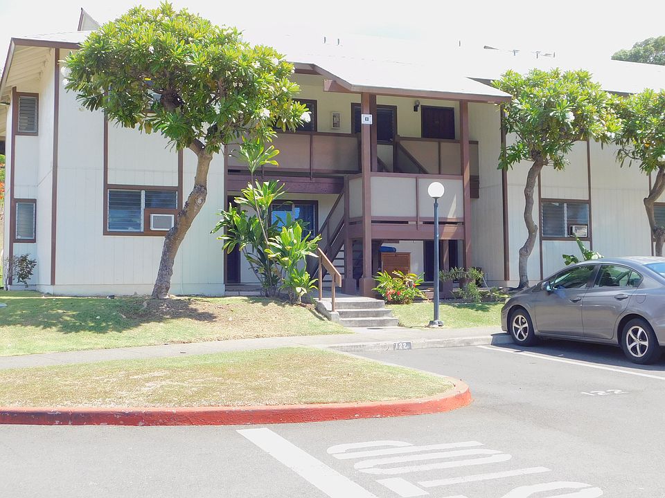 Upstairs 2 bedroom/1 bath on the perimeter of the complex. Two assigned uncovered parking stalls.