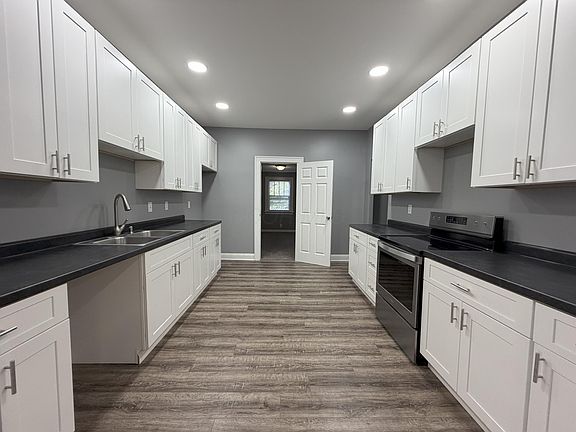 4th image of 3757 Westerville Rd