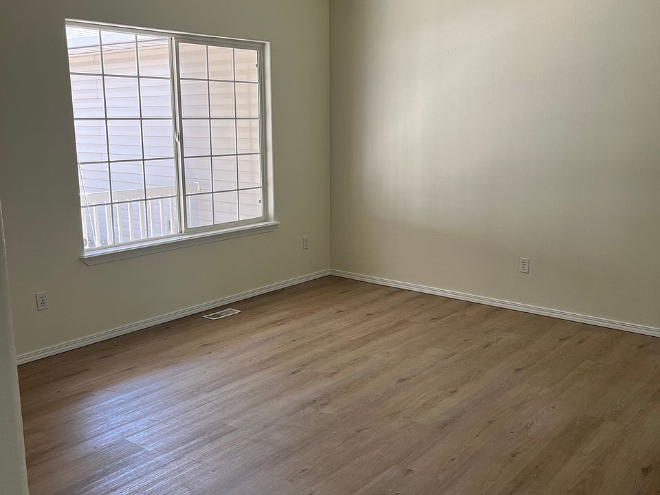 2nd image of 8358 W Dulcimer St