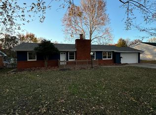 2159 S Link Ave, Springfield, MO 65804