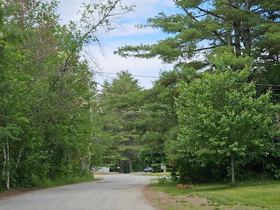 2nd image of 15 Pine St