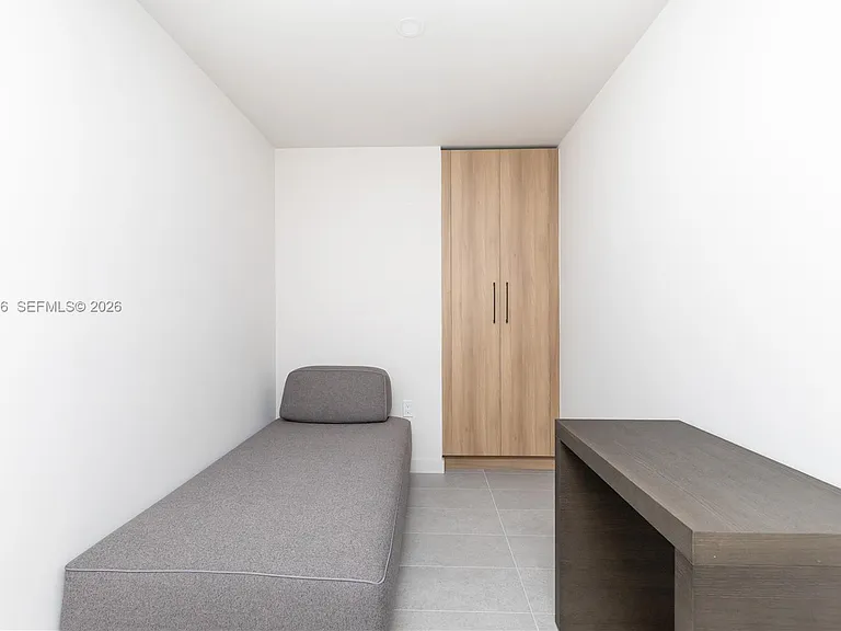 121 NE 5th St #510 — Photo 22