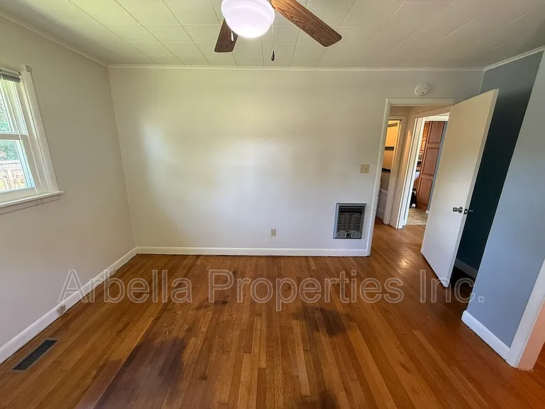 2239 Buckingham Rd — Photo 20