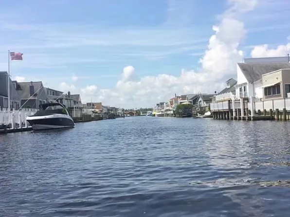140 Matilda Dr, Manahawkin, NJ 08050