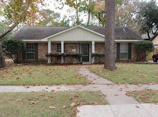 1711 Hollyberry Dr, Houston, TX 77073