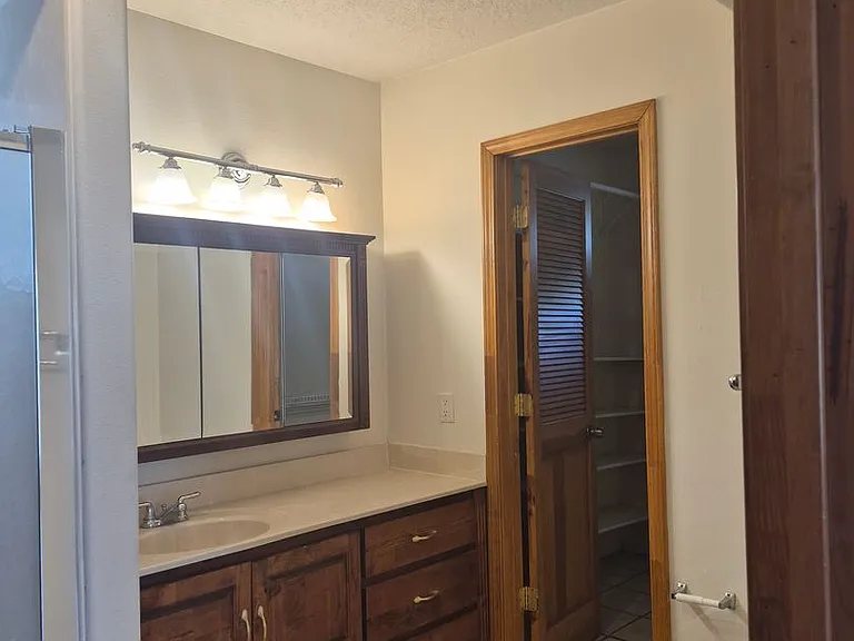 5832 Avenida La Barranca NW — Photo 12