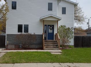 812 9th St S, Fargo, ND 58103