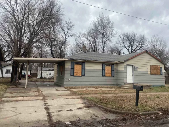 912 E Skinner St, Wichita, KS 67211