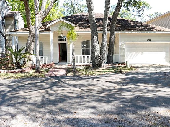 2nd image of 2627 Fiddlestick Cir