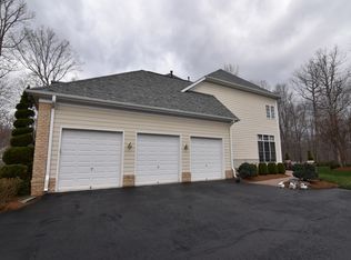 11560 Wordsworth Ct, Woodbridge, VA 22192