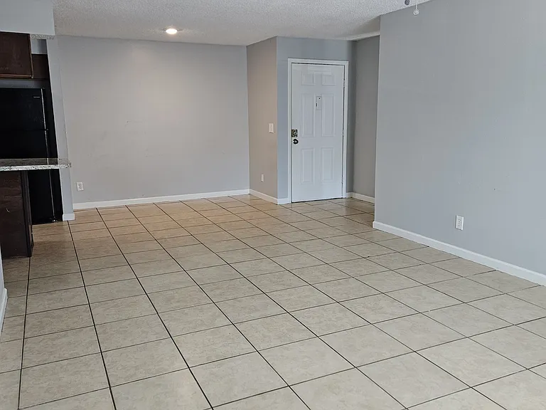 205 Berry Tree Pl — Photo 10