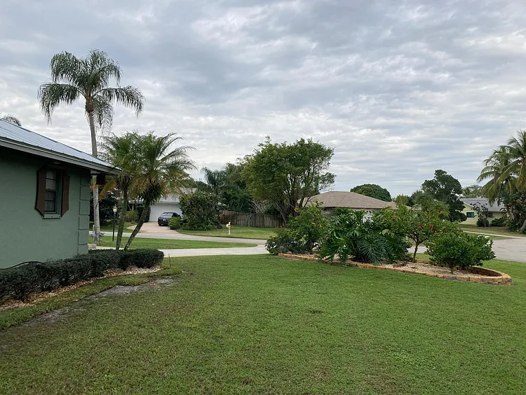 3163 SE Quanset Cir — Photo 19