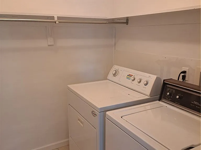 75 Woody Ln — Photo 14