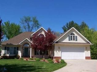 4256 Yankee Rd, Saint Clair, MI 48079