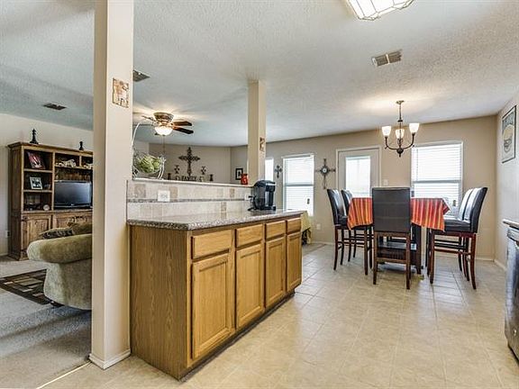 3rd image of 1540 Greenbrook Dr