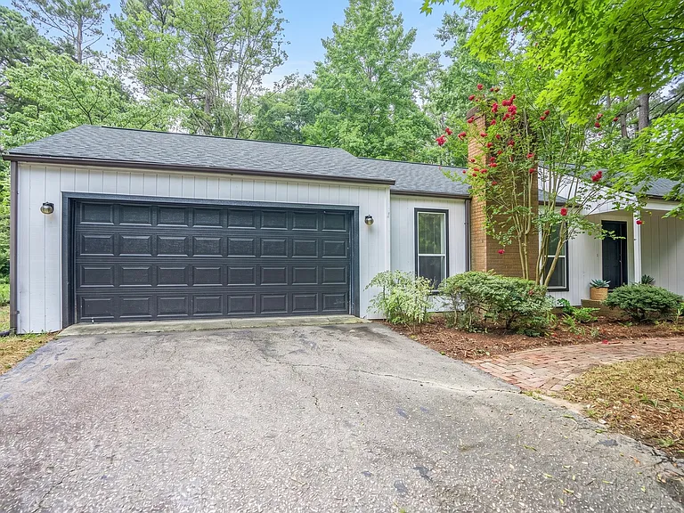 4433 Airport Rd — Photo 13