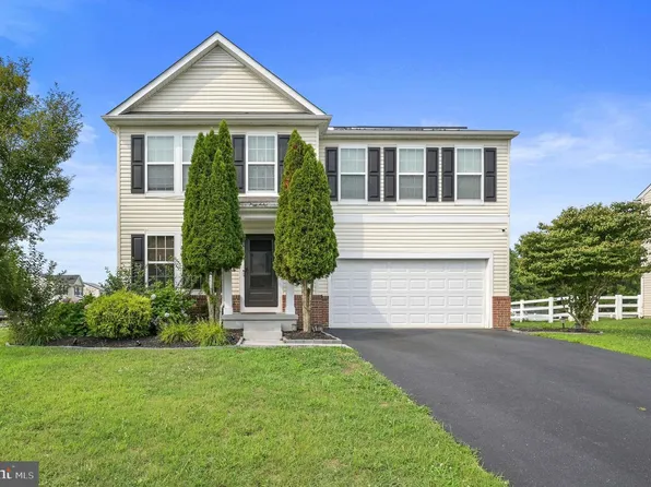 222 Eastmoor Cir, Smyrna, DE 19977