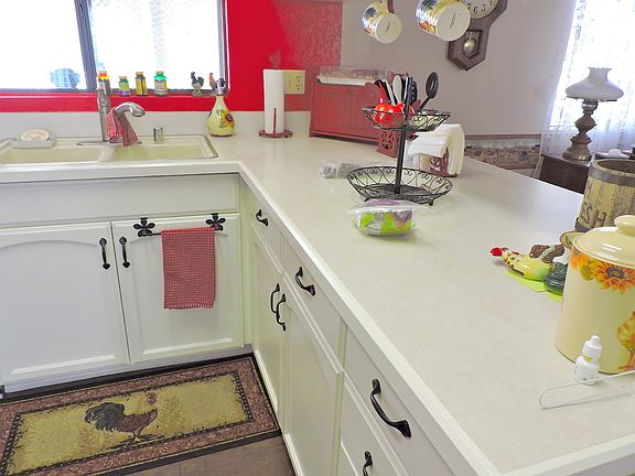 Great counter space!