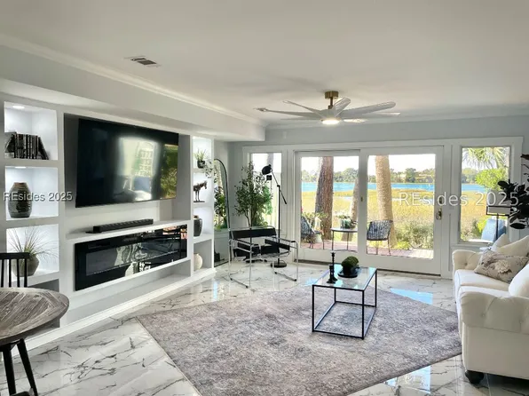 2 William Hilton Pkwy APT 202, Hilton Head Island, SC 29926