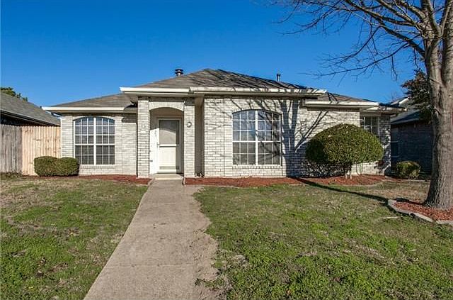 1st image of 1423 Sandalwood Dr