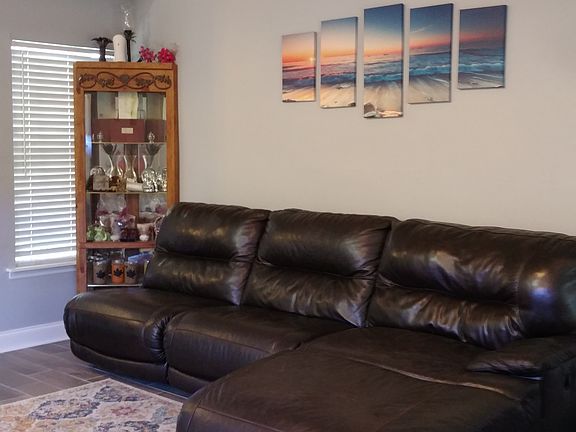 2nd image of 162 Egret Cir
