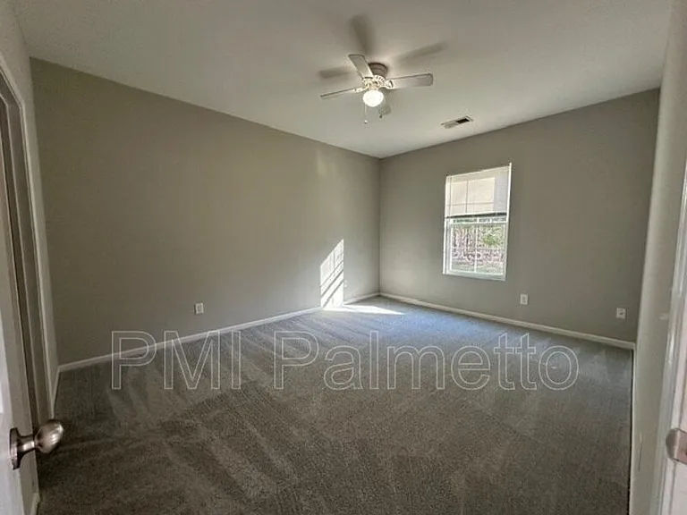 124 Fairview Park Dr — Photo 11