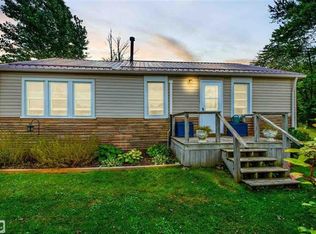 7194 Wisteria Rd, Lexington, MI 48450