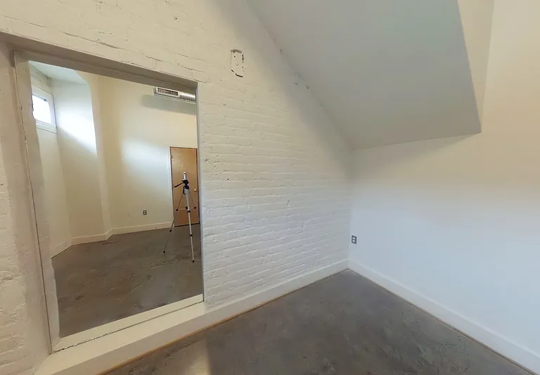 301 Goshen St #1D — Photo 2
