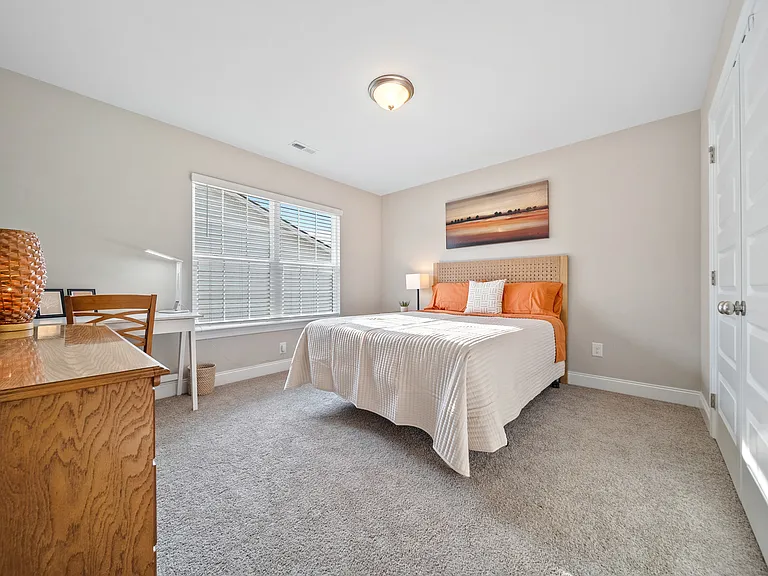 1621 Spring Berry Ln — Photo 16