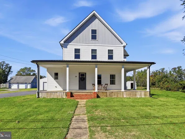 28 W Walnut St, Magnolia, DE 19962