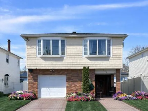 269 Park St, Staten Island, NY 10306