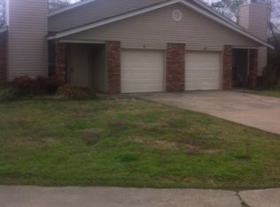 3202 S 62nd St APT 16, Fort Smith, AR 72903