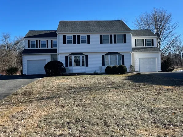 4-4A Evans Ln, South Deerfield, MA 01373