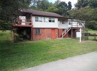 48 Vesta St, Denbo, PA 15429