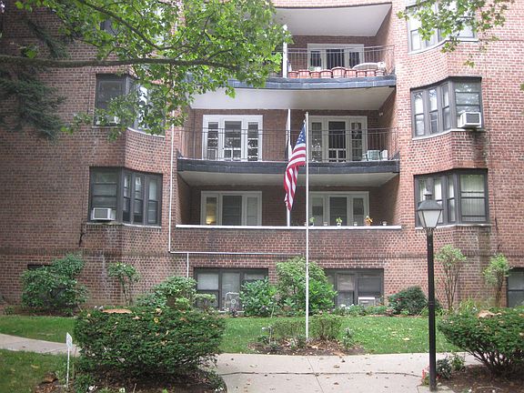 Terrace 2nd floor left side