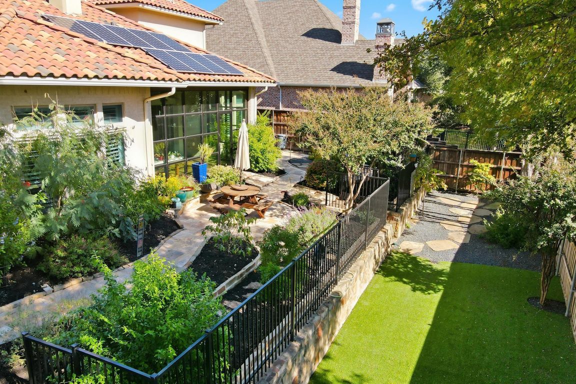 next background image