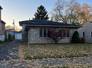 14616 Sawyer Ave, Midlothian, IL 60445