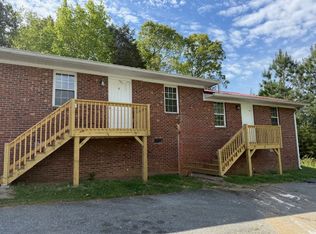 1115 Thomason St APT D, Lexington, NC 27292
