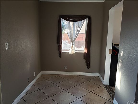 5th image of 10532 Lyndora St