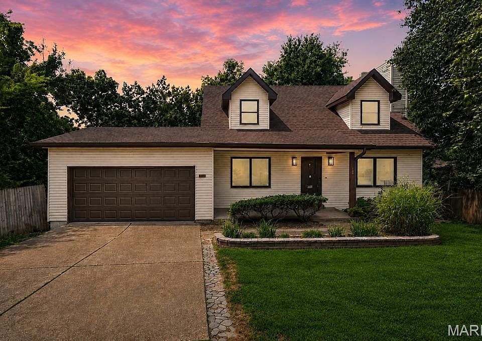1st image of 1704 Lewis Ln