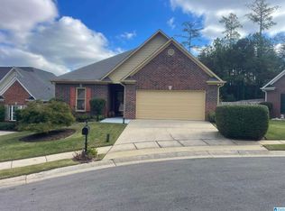 4993 Paradise Lake Cir, Hoover, AL 35244