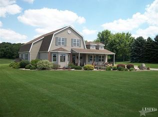 1933 E Paige Rd, Columbia City, IN 46725