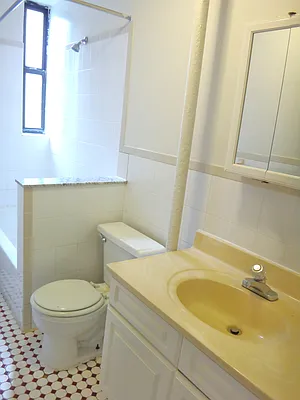 Rented by Paley Management | media 25