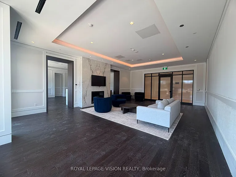 4010 Eglinton Ave W #1112 — Photo 12