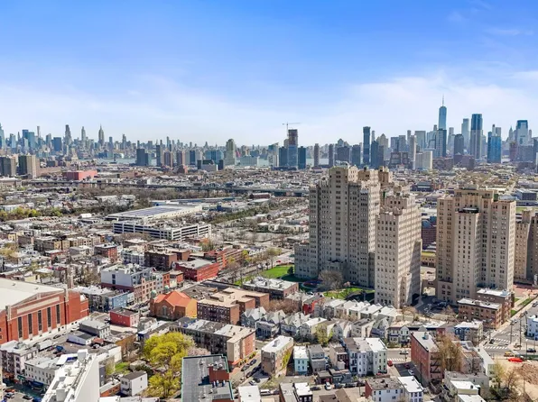 4 Beacon Way image 44 of 45