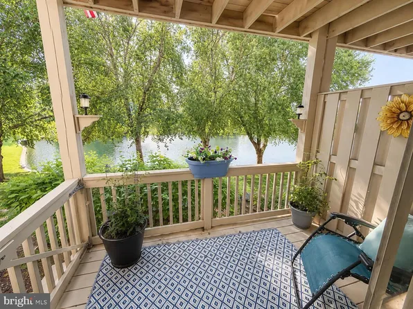 302 Merganser Ct #A, Chester, MD 21619