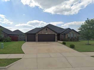 1900 SW Birch St, Bentonville, AR 72713