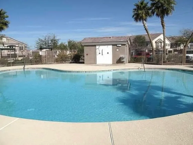 1142 Grass Pond Pl #102 — Photo 5