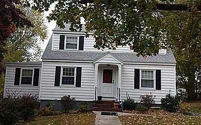 2nd image of 28 Wachusetts Ave