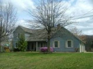 180 N Bruce St, Little Hocking, OH 45742